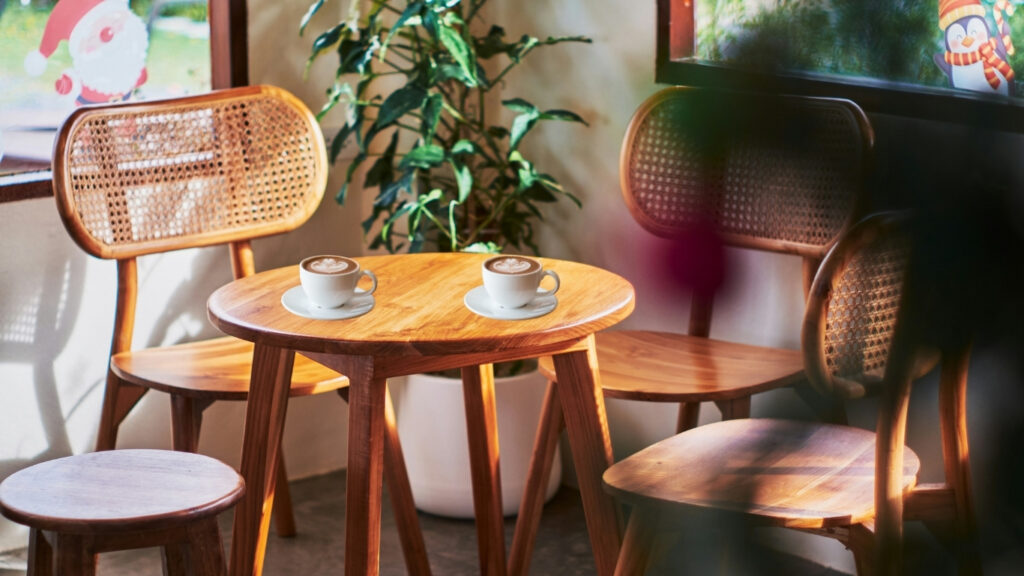 how to style a round coffee table